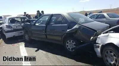 تصادف زنجیره ای ٥ مصدوم برجای گذاشت