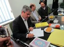 کدام نماینده  در جلسه غیر علنی از اعتبارنامه تاجگردون دفاع کرد؟