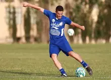 جدایی مدافع ملی پوش از استقلال/ سپاهان روی بازیکنان پرسپولیس و استقلال دست گذاشته!