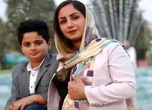 حراست آموزش و پرورش ایذه بدون هیچ توضیحی از حضور مادر کیان در محل کارش جلوگیری کرد