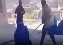 طالبان 2 زن را به دلیل گفتگوی تلفنی با نامحرم شلاق زدند
