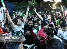 عکس یادگاری ترامپ، با پرچم جمهوری اسلامی ایران+ تصاویر