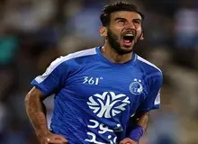 استقبال هواداران پرسپولیس از اقدام مدافع استقلالی