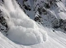 سقوط بهمن جاده بانه- سقز را مسدود کرد