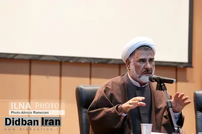 میبدی: رئیسی نباید هرکسی که شعار مرگ بر آمریکا میگوید را در دولتش به کار بگیرد/ اینکه میگویند ما اقتصاد کشور را به دلار گره نمیزنیم که حرف نمیشود/ نمیشود که پول پایه را نادیده گرفت