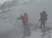 باز هم تکرار یک تراژدی؛ کوهنوردی در بی‌توجهی به هشدارها / دو کوهنورد در اشترانکوه ناپدید شدند