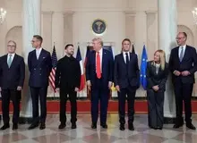 تماس ۴۰ دقیقه‌ای ترامپ با پوتین در میانه جلسه با زلنسکی و رهبران اروپایی / ترامپ: توافق شد که با زلنسکی و پوتین یک نشست سه جانبه داشته باشیم