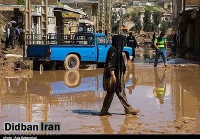 نماینده مردم پلدختر: بیش از ۳۰ هزار در نفر در پل‌دختر کفش ندارند
