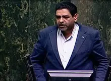 ظفرقندی تا بن دندان به مبانی نظام، انقلاب و اسلام معتقد است