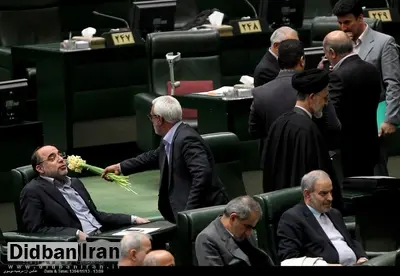 کدام نماینده از میکروفون باز مجلس گفت «دختر خوشگلا رو نشون بده»؟
