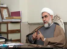 منتجب نیا: اگر قرار به عذرخواهی است کل نظام باید عذرخواهی کند