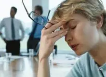 چرا گاهی اوقات چشم ها سیاهی می روند؟