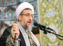 امام جمعه تبریز خطاب به قطر: شما که نوکر آمریکا بودید و گاو شیرده بودید و هواپیما به آنها دادید، چرا شما را زد؟ 