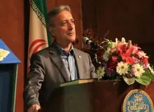 رییس دانشگاه تهران: وضعیت دانشجویان بازداشتی اخیر را پیگیری می‌کنیم/مسئولان با دانشجویان مهربانانه رفتار کنند
