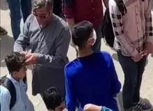  مدیر و ناظم مدرسه‌ متخلف در تراشیدن موی سر دانش ‌آموزان در حیاط مدرسه استعفا دادند