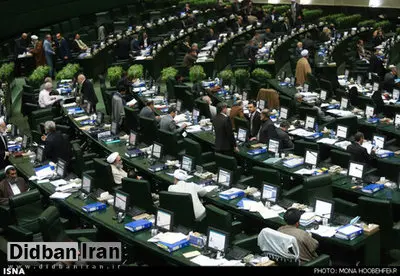 التهاب جلسه علنی مجلس پس از نطق محمود صادقی