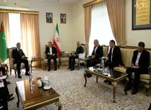دیدار وزیر امور خارجه ترکمنستان با عراقچی