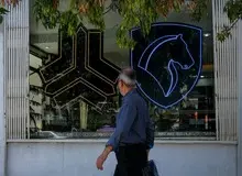 خودورسازان خطاب به وزارت صمت و شورای رقابت: یا ارز ۴۰ تومانی بدهید، یا قیمت را بالا ببرید