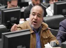 خضریان، نماینده مجلس: دولت روحانی در آخرین روز‌های فعالیت خود قصد داشت سیاست «بدیم بره» را در هسته ای اجرایی کند