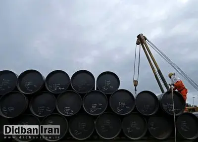 ایالات متحده قیمت نفت خام را کاهش داد/ گزارش اداره اطلاعات انرژی ایالات متحده از افزایش ذخایر ۲.۴ میلیون بشکه ای نفت 
