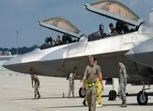 دبکا فایل: ترامپ با فروش جنگنده استراتژیک «اف-۲۲» به تل آویو موافقت کرده است