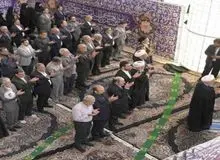 اصولگرایانی که پشت سر روحانی نماز خواندند!
