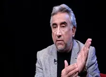 از انتشار فیلم رقص تا مهمانی افطار احمدی‌نژاد و شباهت به خواننده لس‌آنجلسی/ با  شهرام شب‌پره نسبتی ندارم/ حرف‌های شنیدنی ستاره دهه ۶۰ تلویزیون