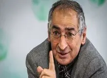 زیباکلام: به جای تعداد دوره‌های نمایندگی، ای کاش نمایندگان چرایی در قعر اموربودن مجلس را بررسی می‌کردند