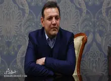 توضیح بدهید چرا تماشاگران نمی‌تواند به ورزشگاه آزادی بیایند؟
