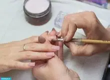 خدمات کاشت ناخن در آرایشگاه های اسدآباد ممنوع شد