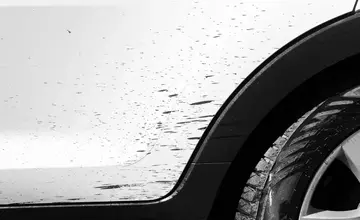 چگونه قیر، چسب و فضله پرندگان را از بدنه خودرو پاک کنیم؟