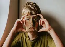 مردانگی، تنهایی و سلامت روان؛ چرا پسرها و مردان جوان از کمک گرفتن می‌گریزند؟