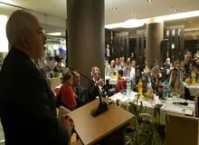 پیش بینی های در آمریکا درست از آب در نیامد چون جهان در حال تغییر است