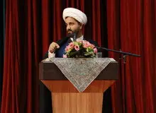 مدیرکل تبلیغات اسلامی استان اصفهان:دشمن قصد جان اسلام را کرده است/ دور بودن از نسل جوان عواقب خطرناکی دارد
