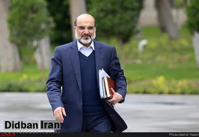 رئیس صداوسیما بابت اظهارات «منقلی» مهمان شبکه چهار عذرخواهی کرد/ علی عسکری: مسئولیت اظهار نظر در برنامههای زنده بر عهده کارشناس مدعو است