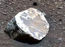 سنگ‌های عجیب مریخ فاش کردند: سیاره سرخ زمانی دنیایی گرمسیری بود