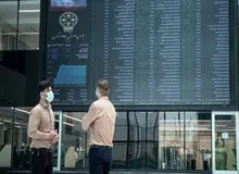 چرا بورس به خرداد ماه بازگشت؟/ توصیه کارشناسان: در صورت افزایش شاخص؛ سرمایه های خود را به بورس نیاورید!