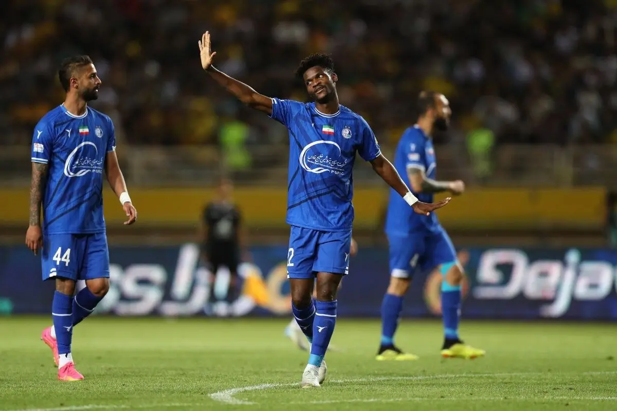  تمدید قرارداد ستاره جنجالی استقلال تایید شد!