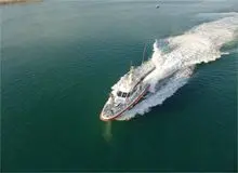 نجات ۹ خدمه شناور تانزانیا در ۲ مایلی جنوب کیش