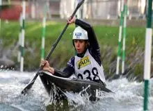 دختر ایرانی در جمع ۱۰ قایقران برتر فرانسه 