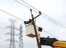 خسارت طوفان به شبکه برق در دلگان

