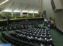 دولت موظف به گسترش فعالیت‌ احزاب و تشکل‌های سیاسی شد