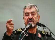 عزیز جعفری، فرمانده پیشین سپاه: به هیچ وجه به روس‌ها در توانمندی نظامی خود متکی نبوده‌ایم؛ آن‌ها احتیاج به موشک‌ها و پهپادهای ما دارند