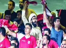 گفت‌وگو با روحانی هوادار تراکتورسازی: تا چه زمانی باید در مسجد بنشینیم تا جوان‌ها نزد ما بیایند؟/ تماشاگران مرا تشویق کردند و شعار دادند «حاج آقا خوش آمدی»