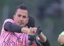 حمله حامد لک به رکورد دروازه‌بان استقلال