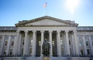 آمریکا چهار  فرد، ۳۰ شرکت و چندین کشتی را به فهرست تحریم های ایران اضافه کرد