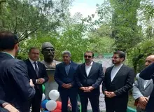 رونمایی از  سردیس شاعر اوستیایی در دانشگاه علامه 