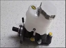 علائم خرابی پمپ ترمز خودرو و نحوه رفع خرابی