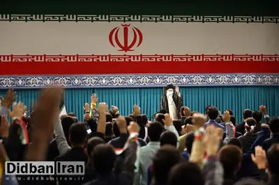 رهبر انقلاب: آمریکا کاملاً آسیب‌پذیر است/ متاسفانه مضامین اسناد لانه‌ی جاسوسی را در کتاب‌های درسی آورده نشد