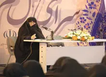  مدیر موسسه  نرجس مشهد: حجاب رکن دوم جمهوری اسلامی است/ بدحجابی نداریم؛ یا با حجاب یا بی حجاب